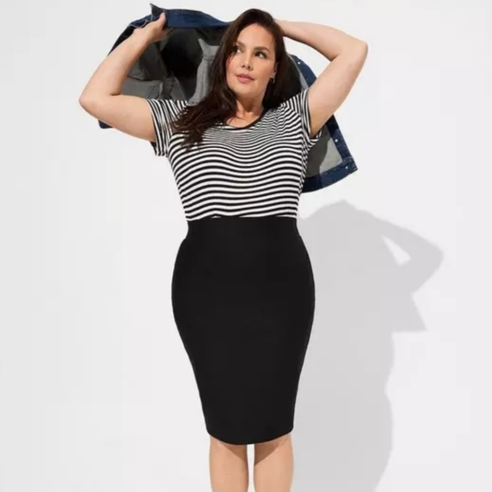 Torrid Midi Studio Luxe Black Ponte Pencil Skirt Women's Plus Size 4X